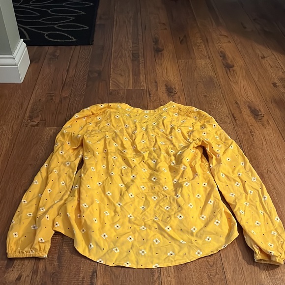 Yellow with White Flowered small shirt - Picture 3 of 4